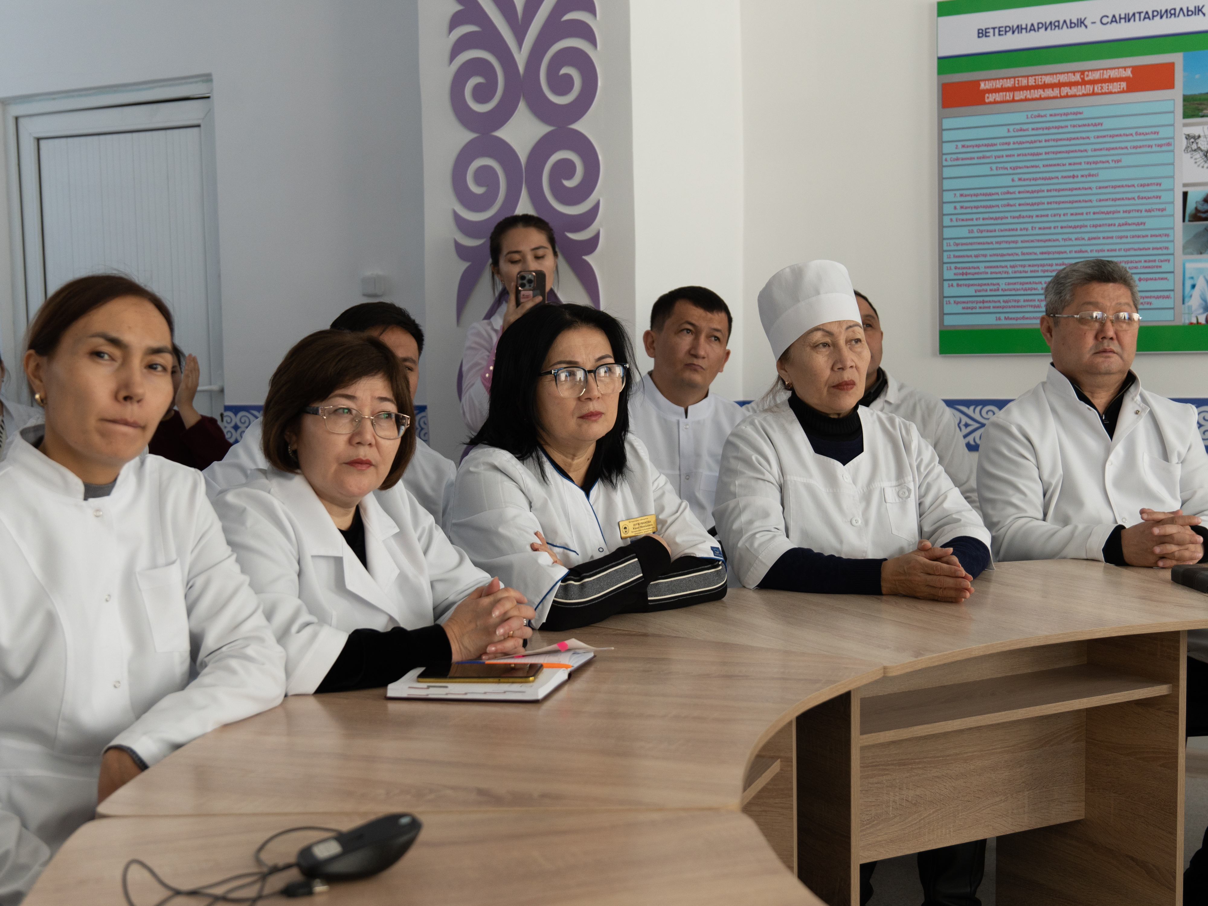 Цюрих университетінің профессоры – Шәкәрім университетінде