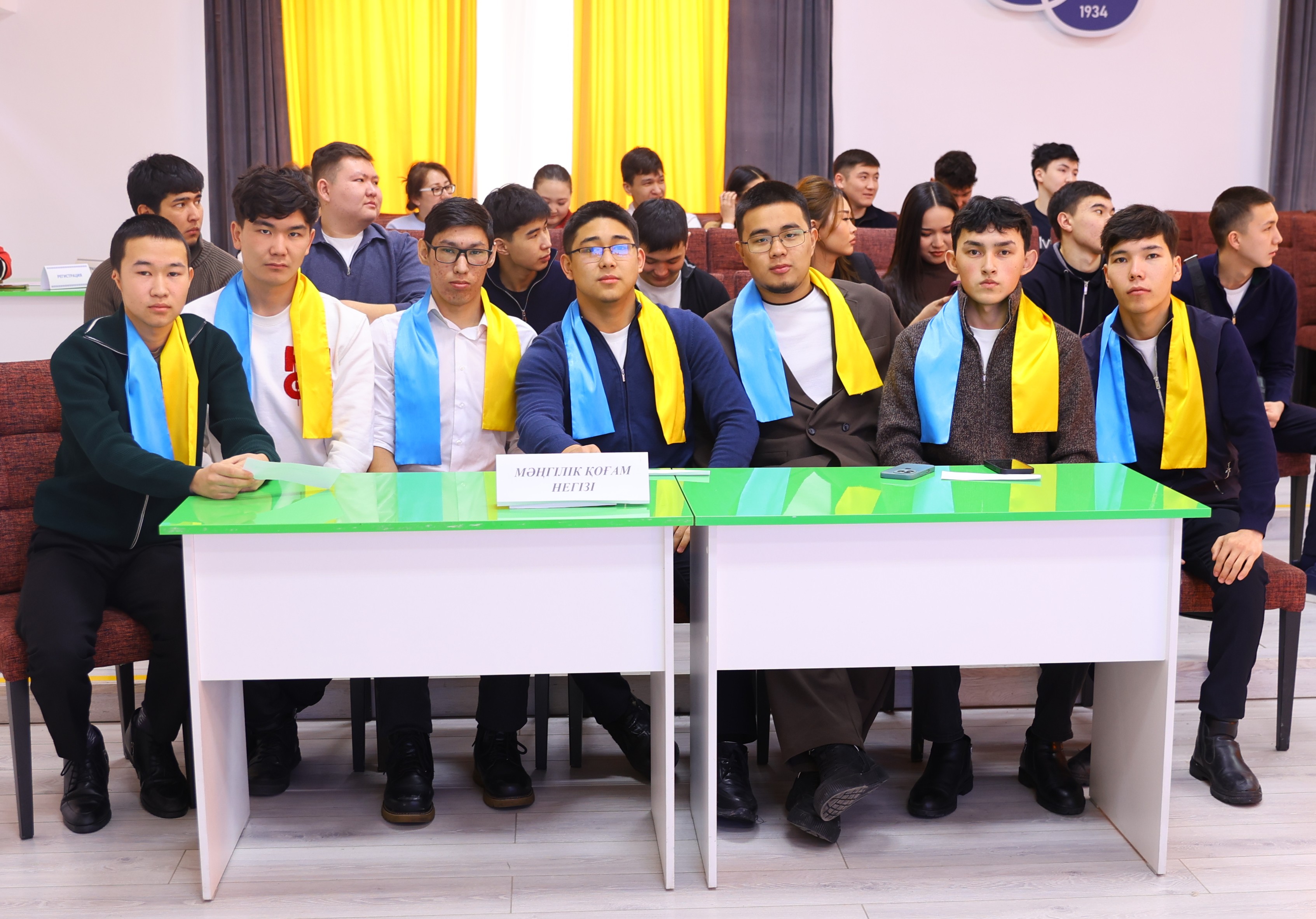 An open debate took place on the topic “Work makes a person a hero”
