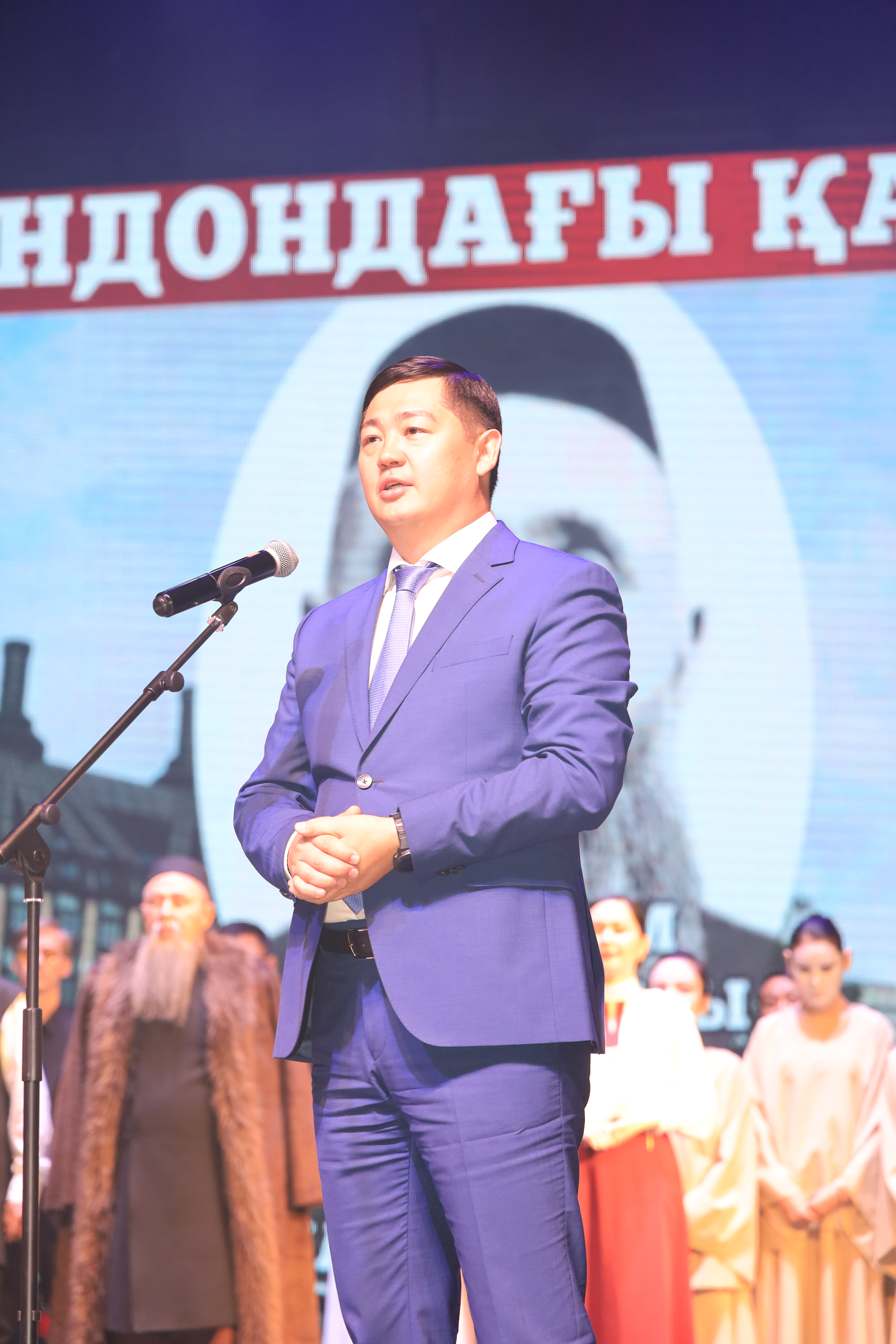 Мир Шакарима возродился на сцене театра