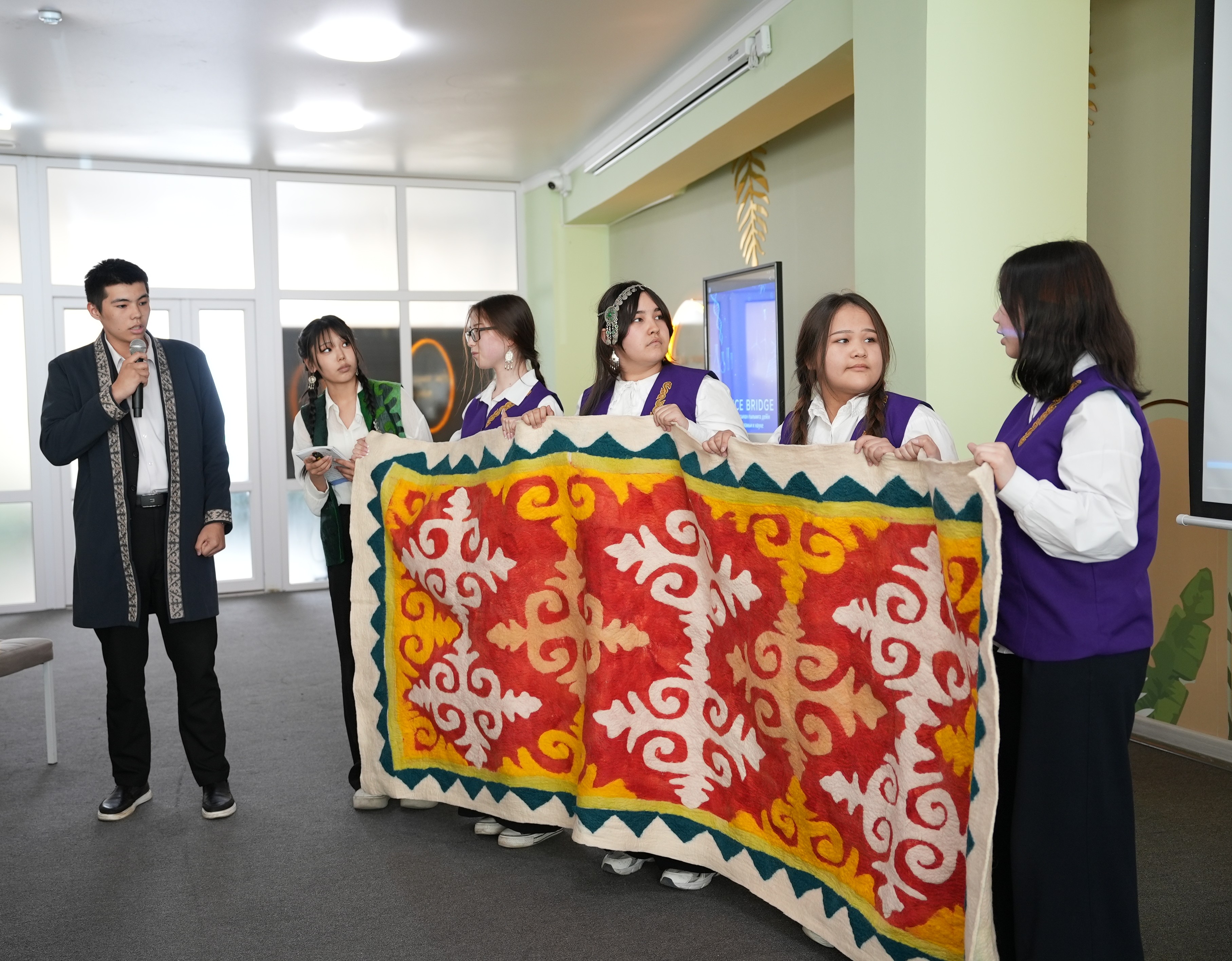 Science Bridge is a new step in science for young researchers