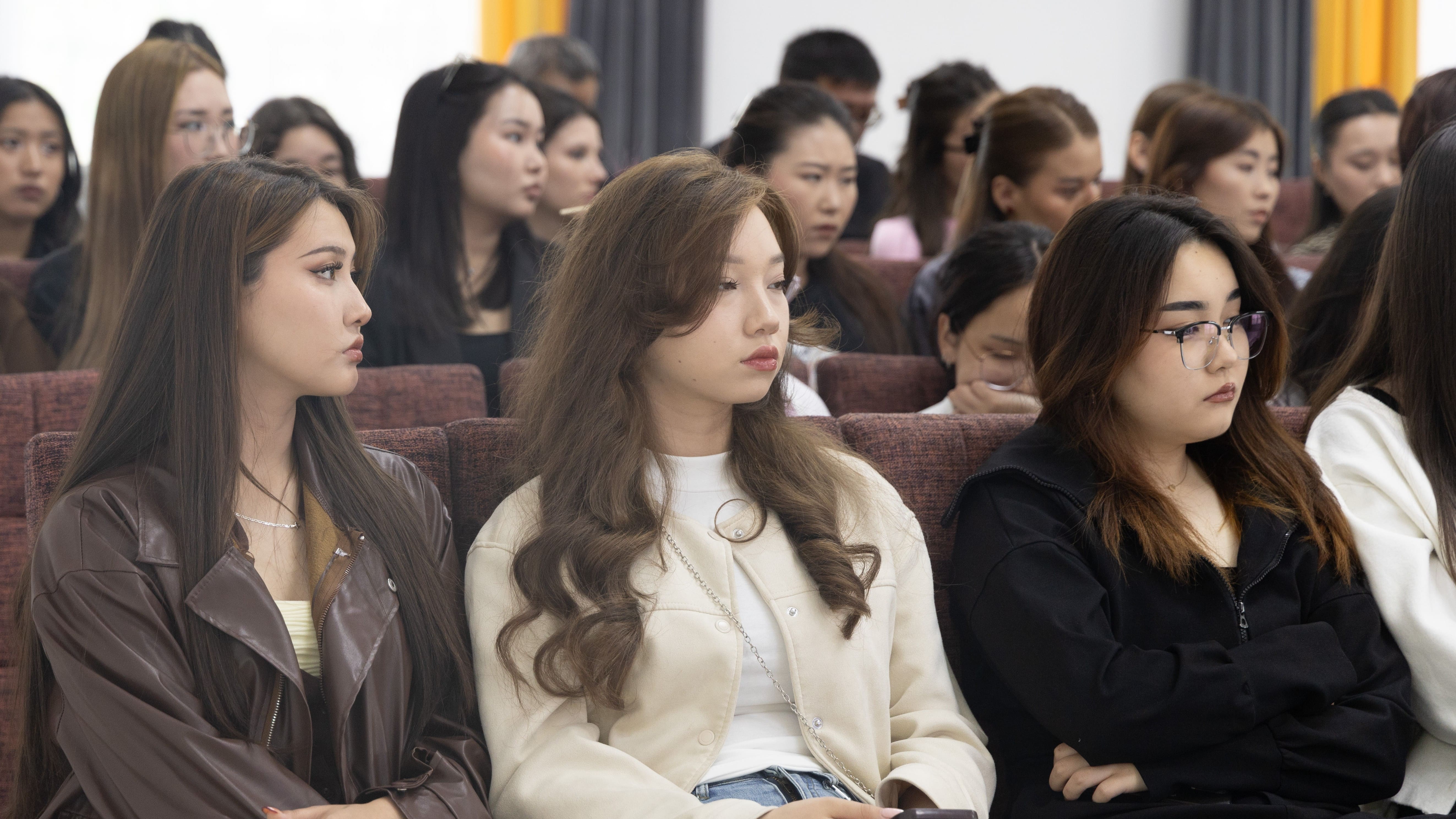 The teaching of Kazakh fine art was promoted