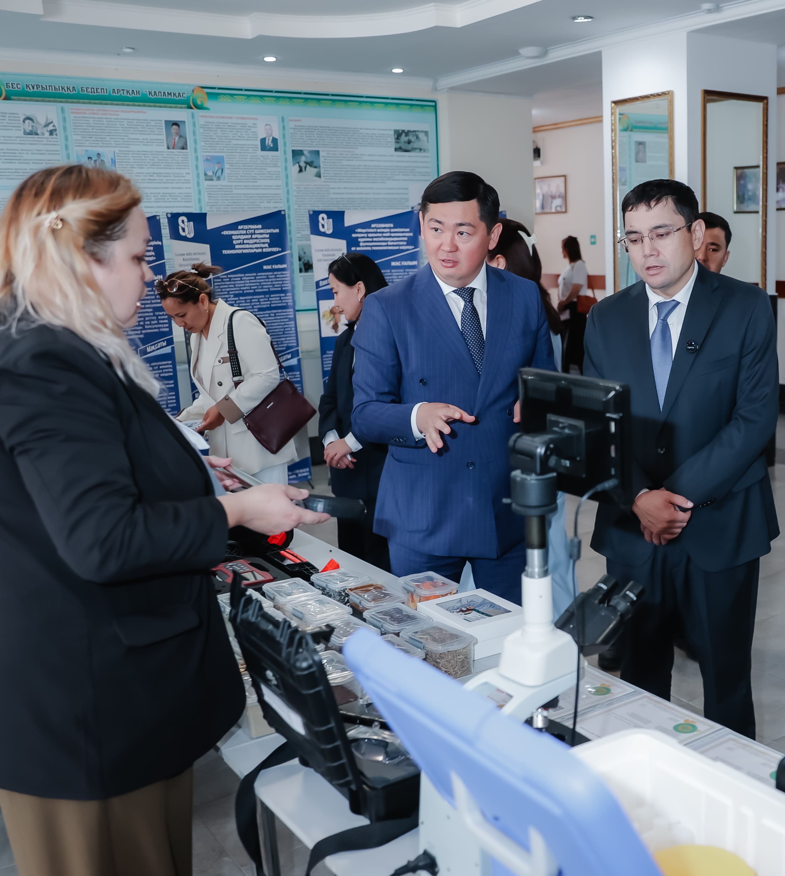 Абай ауданында Шәкәрім университеті Ғылыми кеңесінің көшпелі отырысы өтті