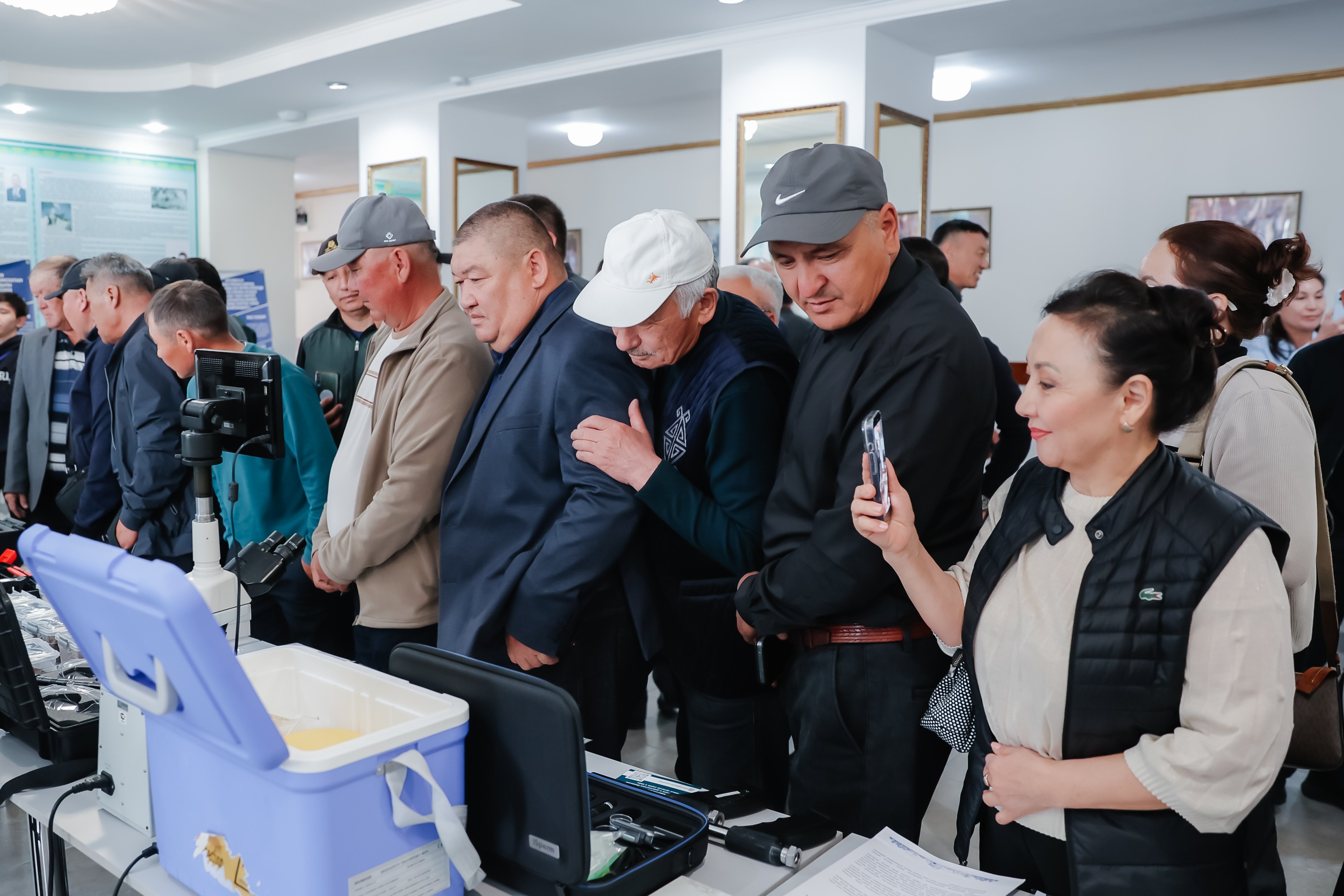 Абай ауданында Шәкәрім университеті Ғылыми кеңесінің көшпелі отырысы өтті