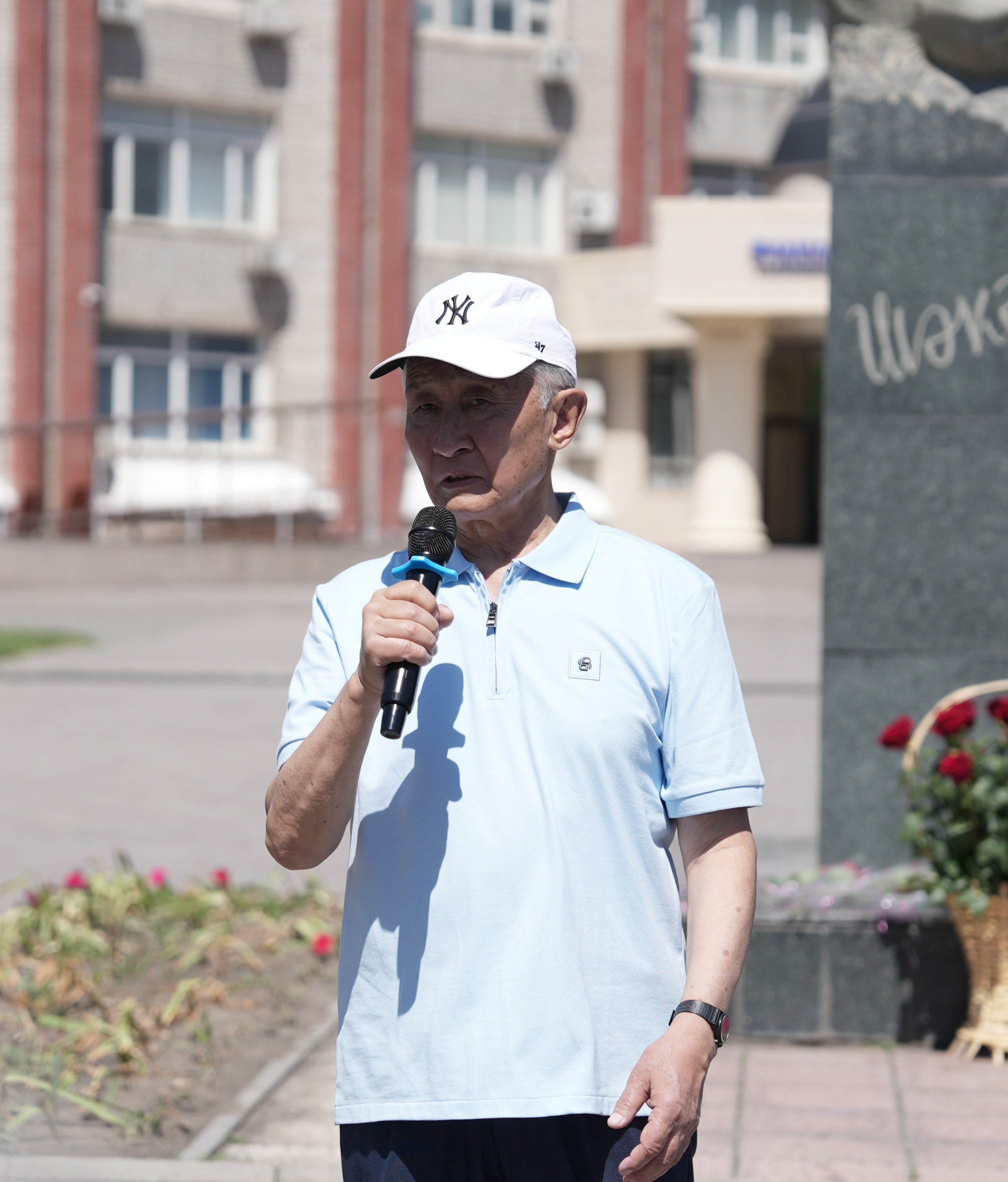 A wound in the memory of the nation: tribute was paid to the spirit of Shakarim