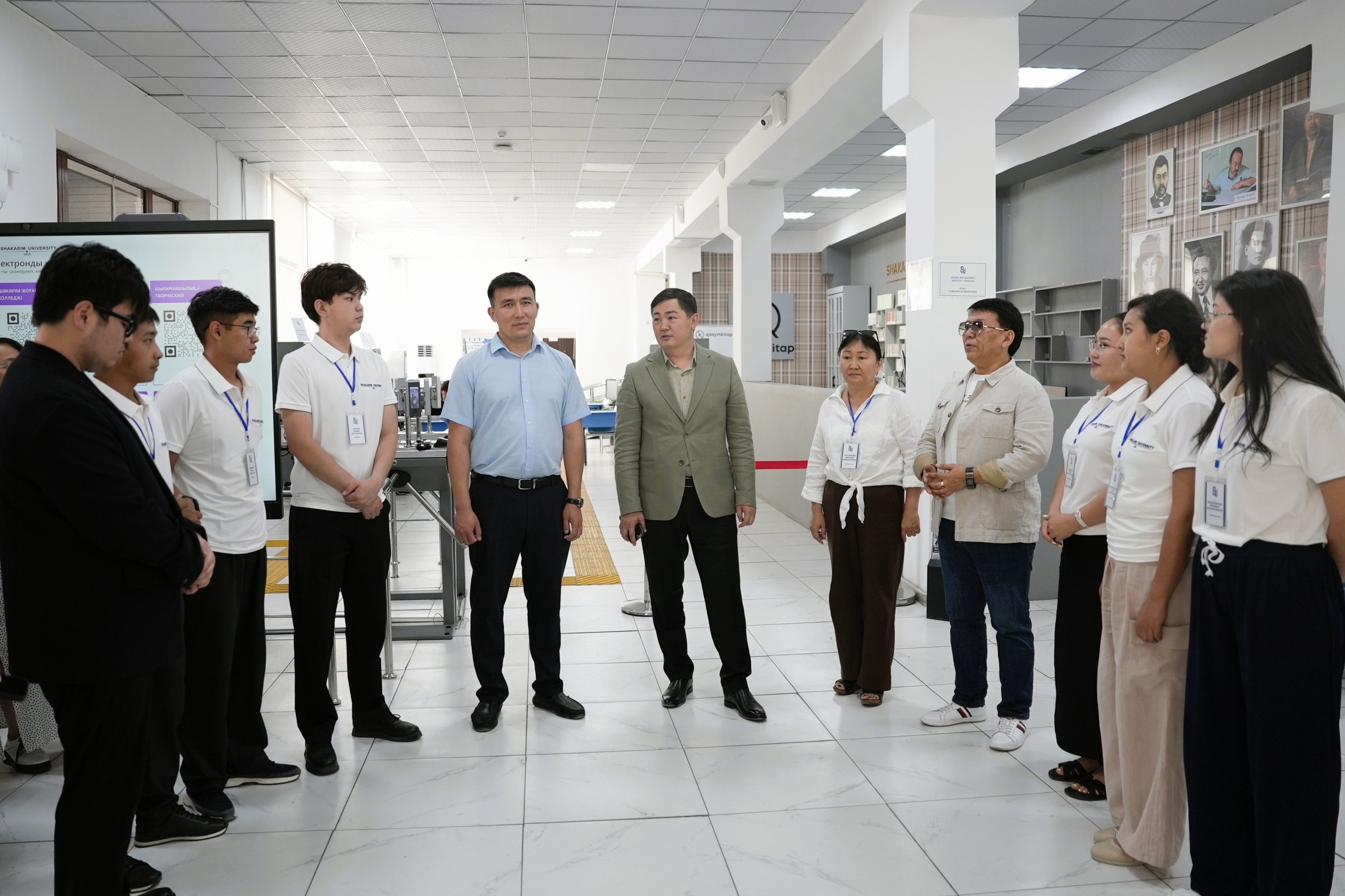 Шәкәрім университетінің ректоры қабылдау комиссиясының жұмысымен танысты