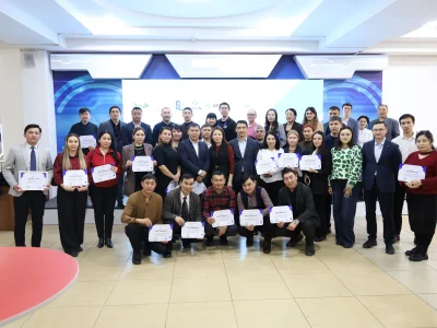 Ұстаздар робототехника әлемінде: үш күндік FIRST семинары аяқталды