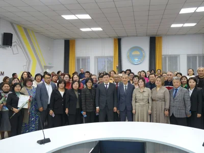«КӘСІПОДАҚ – ҚОҒАМНЫҢ ҰЙЫТҚЫСЫ» САЛТАНАТТЫ КЕШ ӨТКІЗІЛДІ