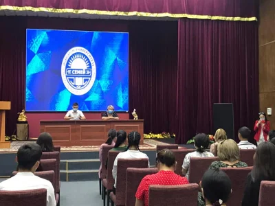 SHAKARIM UNIVERSITY жастар ресурстық орталығымен кездесті