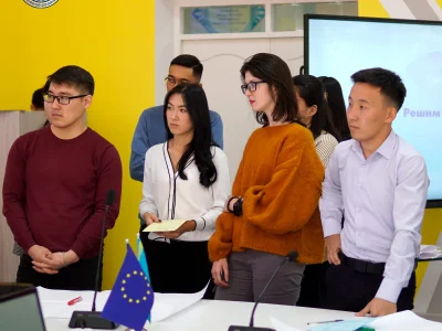 ШӘКӘРІМ ШАҢЫРАҒЫНДА «СІЗДІҢ ДАУЫСЫҢЫЗ МАҢЫЗДЫ» АҚПАРАТТЫҚ НАУҚАНЫ ӨТТІ