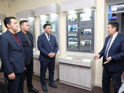 ТҮРКІСТАНДЫҚ  ДЕЛЕГАЦИЯ – ШӘКӘРІМ УНИВЕРСИТЕТІНДЕ 