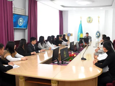 СТУДЕНТТЕРДІҢ ҰСЫНЫСЫ ТЫҢДАЛДЫ
