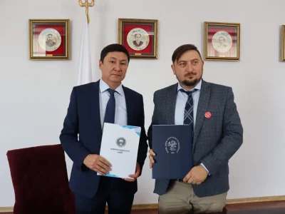 ШӘКӘРІМ УНИВЕРСИТЕТІ ПОЛЬШАДАН КЕЛГЕН ДЕЛЕГАЦИЯНЫ ҚАБЫЛДАДЫ