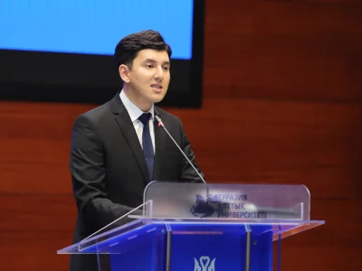Ілияс Жұмаділов, PhD, Shakarim University Құрылыс және геодезия кафедрасының меңгерушісі:  «Мен осы мінбеден сөйлеп тұрған сәтте, менің университетім жаңа зертханалар ашып жатыр»