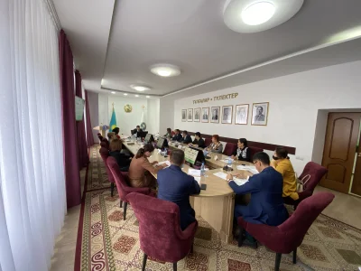 ҚАРЖЫ САЛАСЫНЫҢ ӨКІЛДЕРІМЕН ІСКЕРЛІК КЕЗДЕСУ