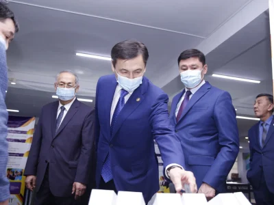 ШӘКӘРІМ УНИВЕРСИТЕТІНІҢ БАСШЫЛЫҒЫ ХАЛЫҚАРАЛЫҚ КОНФЕРЕНЦИЯДА