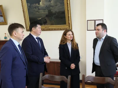 Shakarim University мен Ереван мемлекеттік университеті арасындағы халықаралық әріптестік: биотехнология саласындағы стратегиялық ынтымақтастық